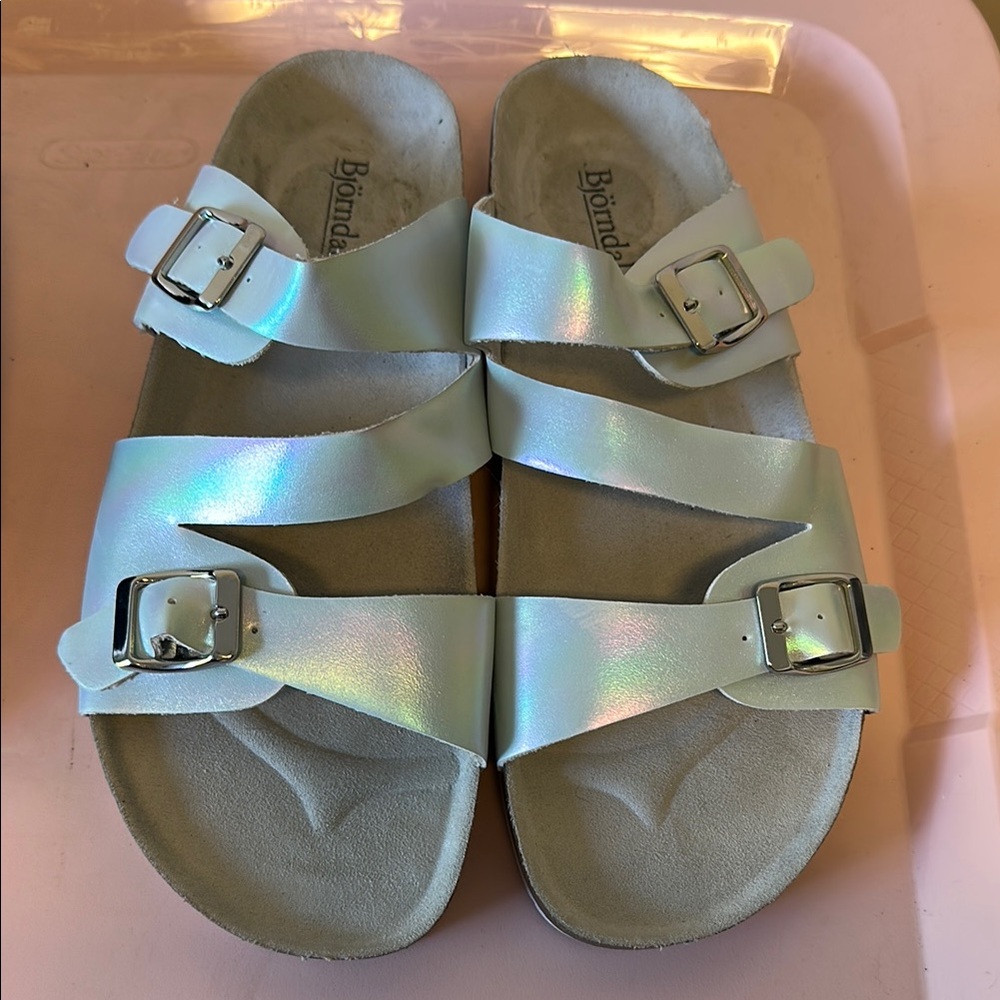Bjorndal Iridescent Sandals Size 9